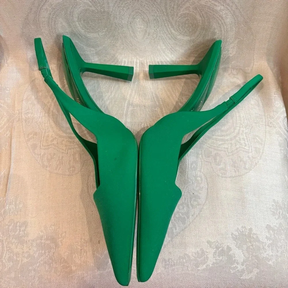 ZARA Sz 41 Kelly Green Pointy Heels Adjustable Buckle Closure Fabric Slingbacks - Picture 4 of 8